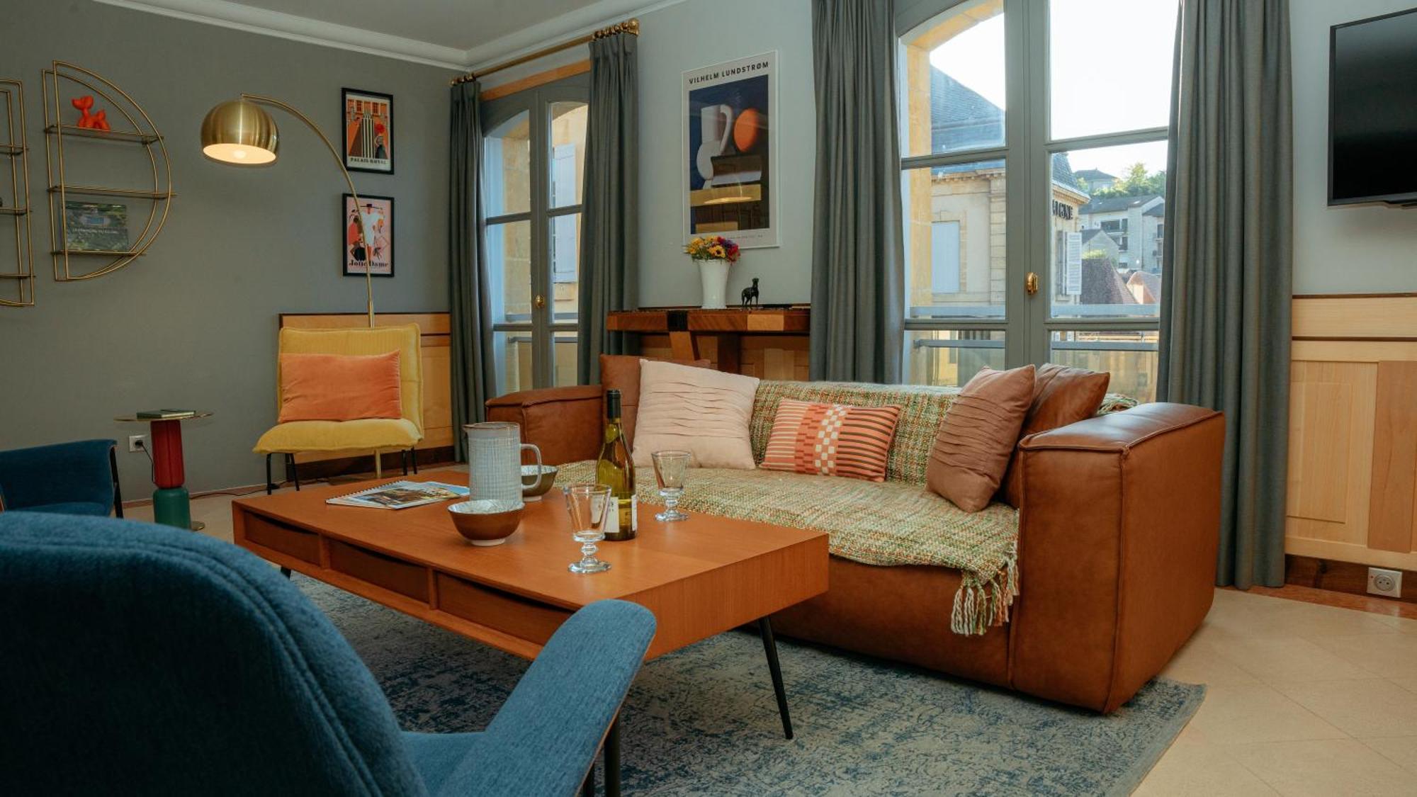 Superbe Appartement 132M2, Classe 5 Etoiles, Sarlat Centre Exteriör bild